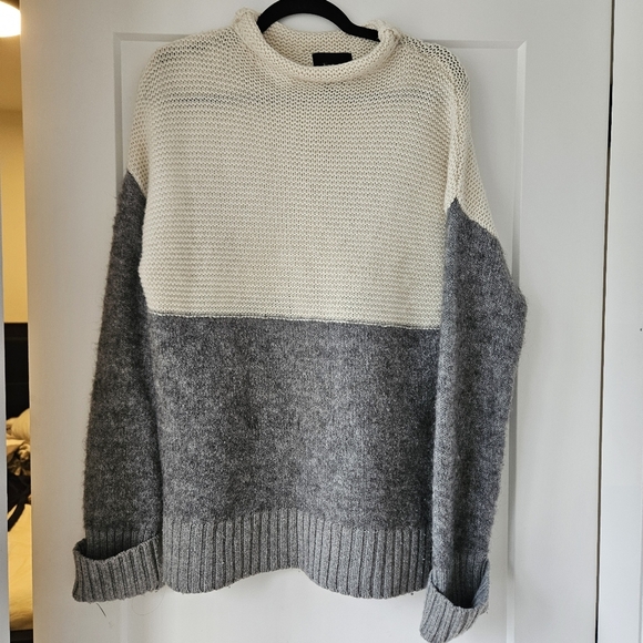 Cynthia Rowley Cream and Gray Men's Sweater - Picture 1 of 5